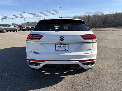 Used 2022 Volkswagen Atlas Cross Sport SEL Premium R-Line image 4
