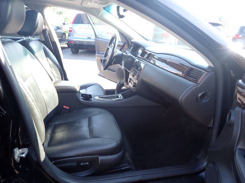 Used 2012 Chevrolet Impala LTZ FWD image 12