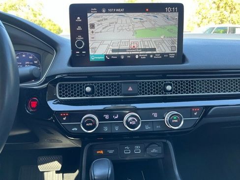 Used 2024 Honda Civic Touring image 7