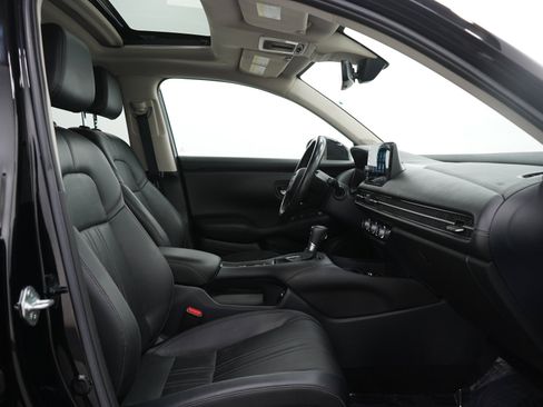 Used 2023 Honda HR-V EX-L image 12