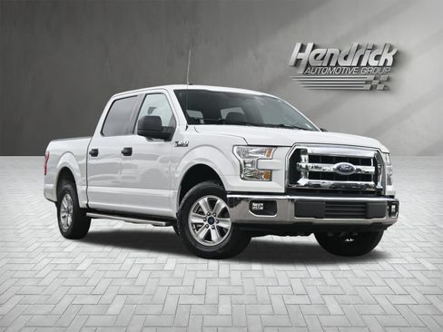 Used 2017 Ford F150 XLT RWD image 2