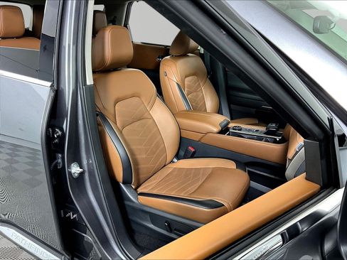 Certified 2022 Nissan Pathfinder Platinum AWD/4WD image 30