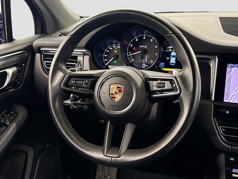Used 2023 Porsche Macan GTS image 18