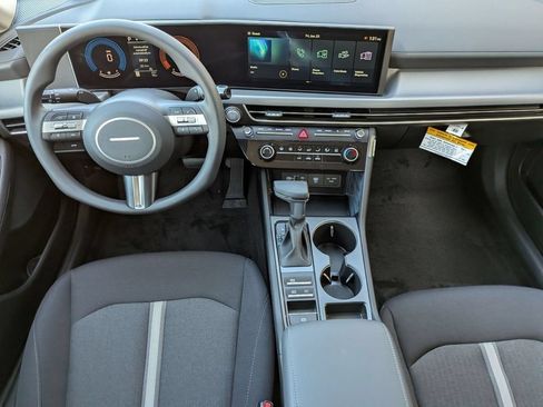 Used 2026 Hyundai Sonata SE FWD image 26