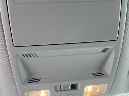 Used 2024 Ford Ranger Lariat w/ Trailer Tow Package image 36