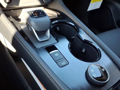 New 2026 Nissan Rogue Platinum image 14