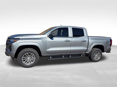 New 2026 Chevrolet Colorado LT w/ Advanced Trailering Package RWD image 3