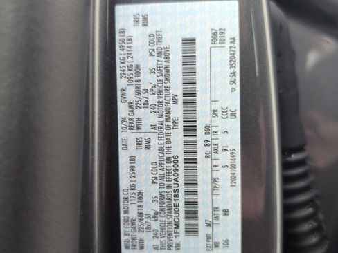 Used 2025 Ford Escape SE image 41