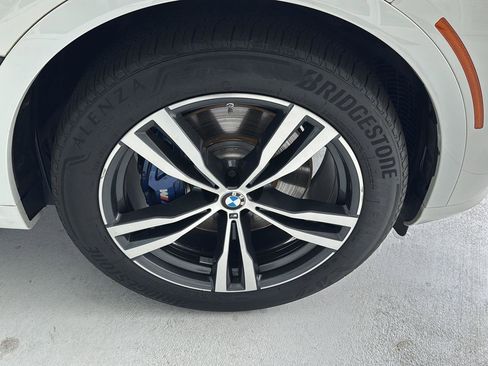 Used 2023 BMW X7 xDrive40i w/ Executive Package image 36