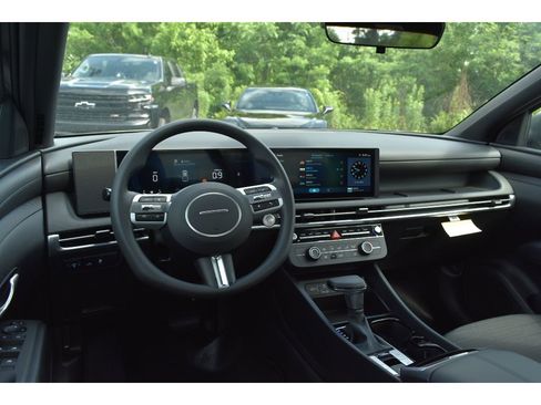 New 2025 Hyundai Santa Cruz SE image 13