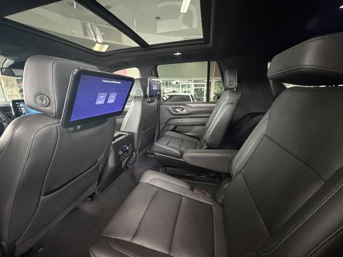 Used 2023 Chevrolet Tahoe LT w/ LT Signature Package AWD/4WD image 28