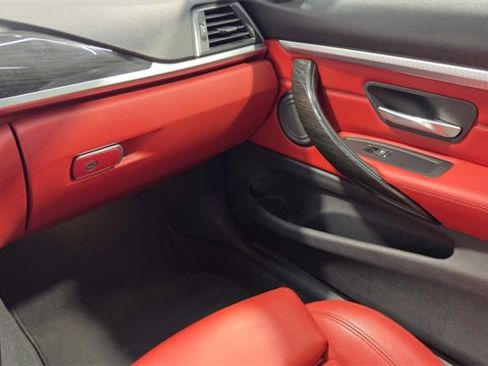 Used 2018 BMW 430i Convertible image 23