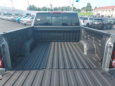 New 2026 GMC Sierra 1500 Elevation w/ Elevation Premium Package AWD/4WD image 9