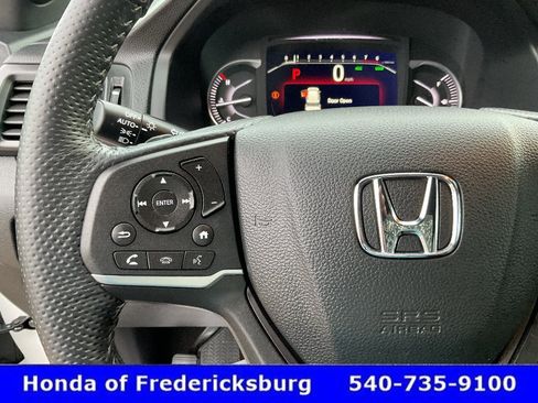 Certified 2024 Honda Passport EX-L image 32