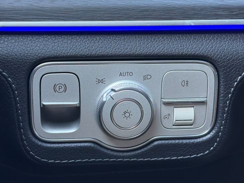 Certified 2024 Mercedes-Benz GLE 350 4MATIC image 33