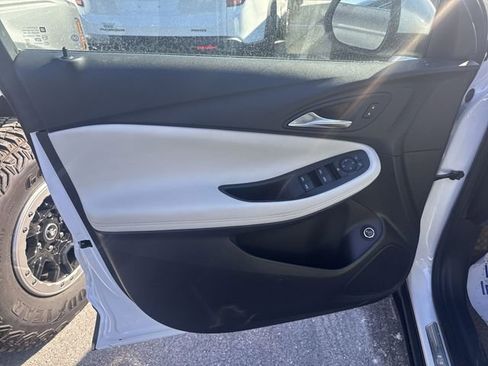 Certified 2023 Buick Encore GX Select image 20