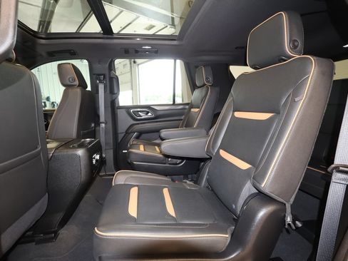Used 2024 GMC Yukon AT4 w/ Technology Package AWD/4WD image 24