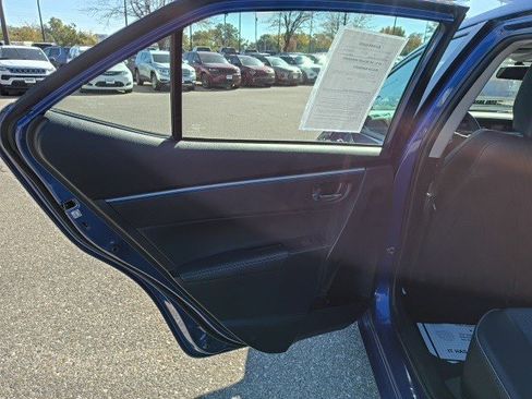 Used 2015 Toyota Corolla S image 12