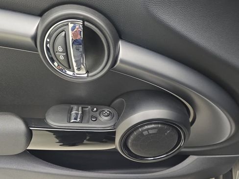 Used 2024 MINI Cooper SE FWD image 14