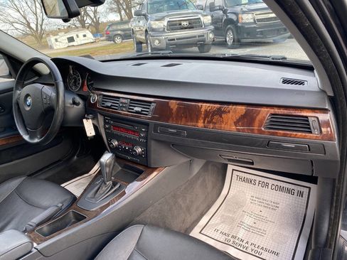 Used 2010 BMW 328i xDrive Sedan image 29