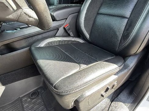 Used 2025 RAM 1500 RHO w/ RHO Level 1 Equipment Group AWD/4WD image 15