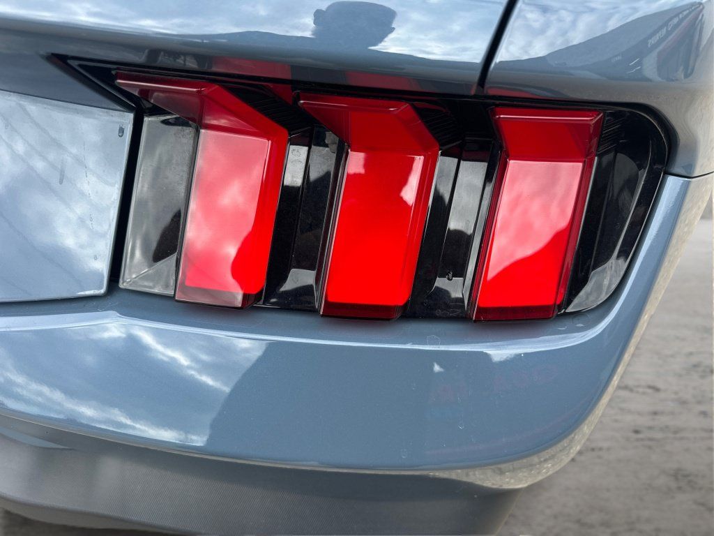 Used 2025 Ford Mustang GT Premium RWD image 22