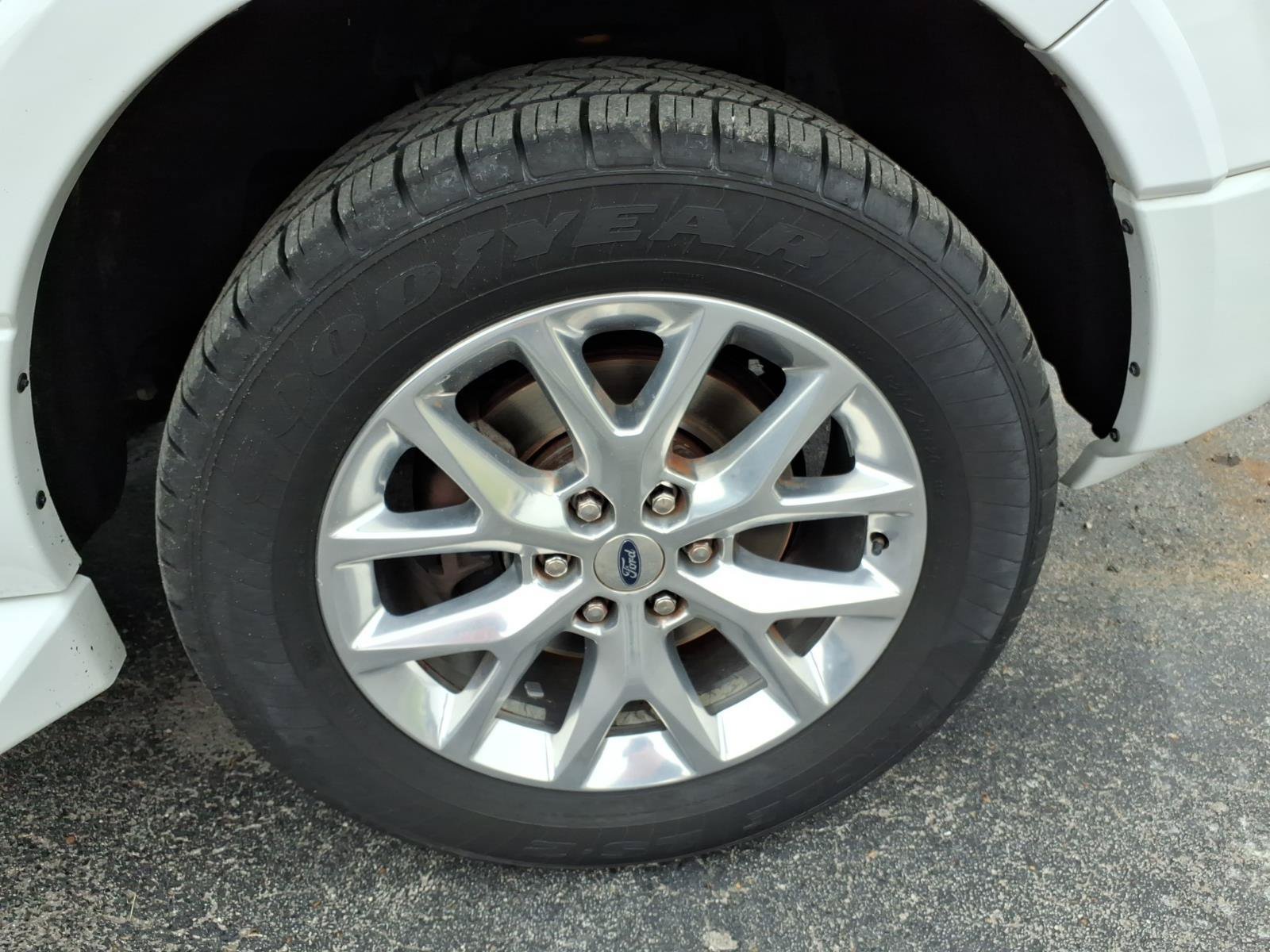 Used 2017 Ford Expedition EL Limited RWD image 7