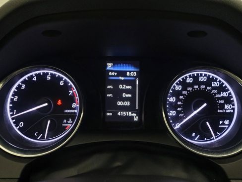 Used 2019 Toyota Camry SE image 23