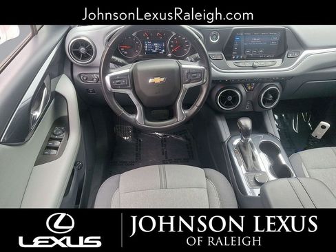 Used 2020 Chevrolet Blazer LT FWD image 21