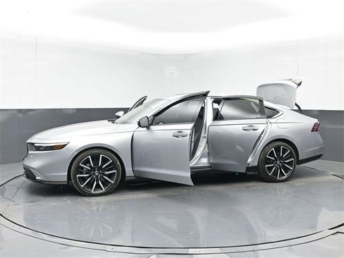 Used 2024 Honda Accord Touring image 53