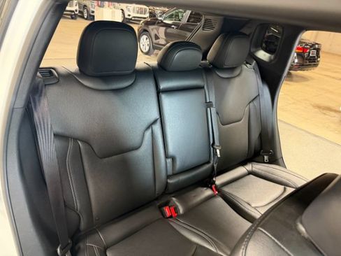 Used 2025 Jeep Compass Limited AWD/4WD image 29