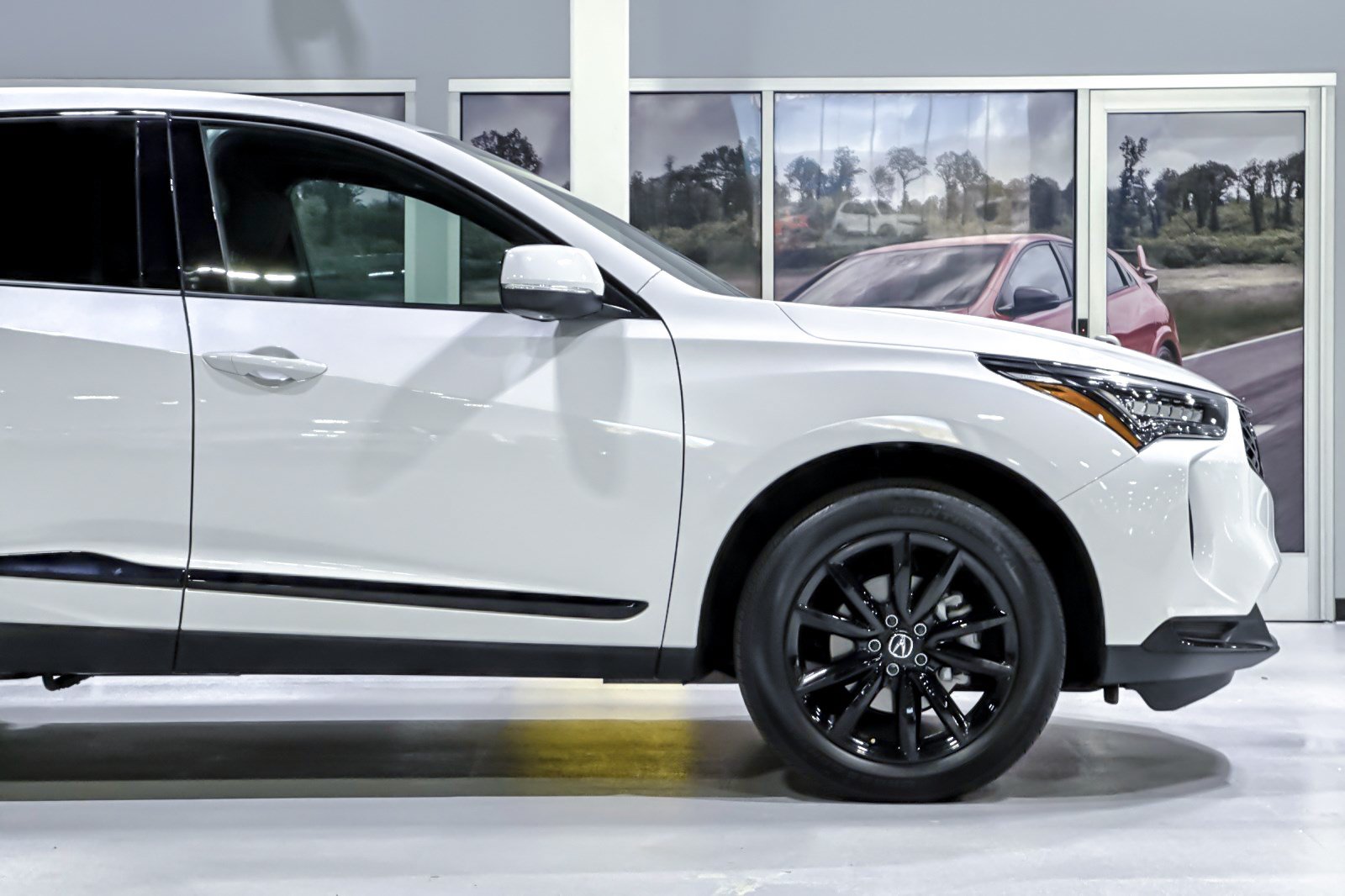 Used 2025 Acura RDX SH-AWD image 34
