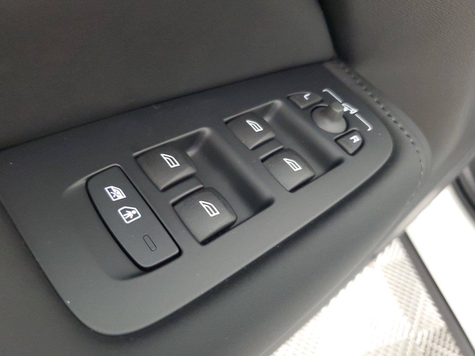 New 2027 Volvo XC60 B5 Core AWD/4WD image 20