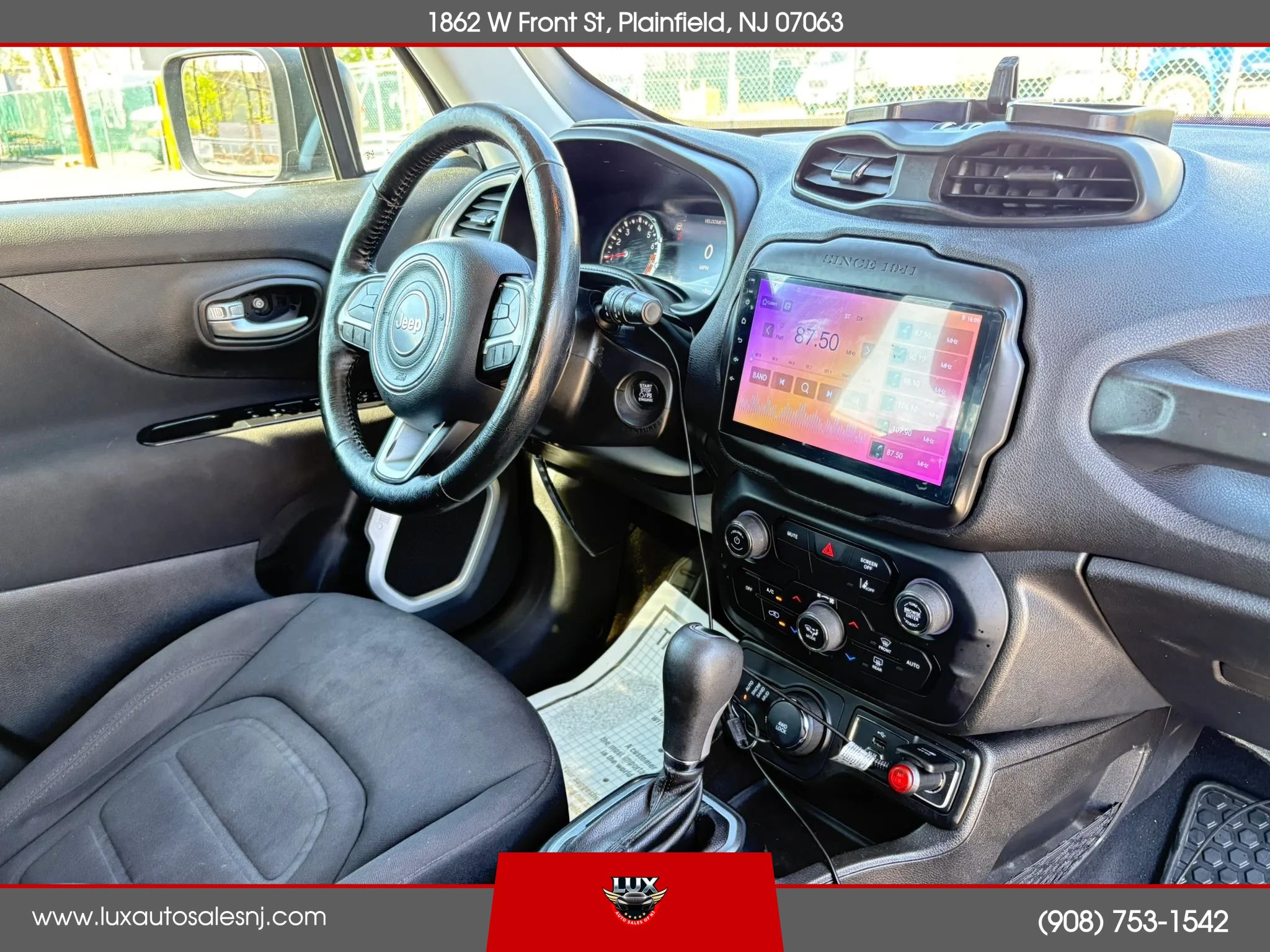 Used 2021 Jeep Renegade Latitude w/ Convenience Group AWD/4WD image 19