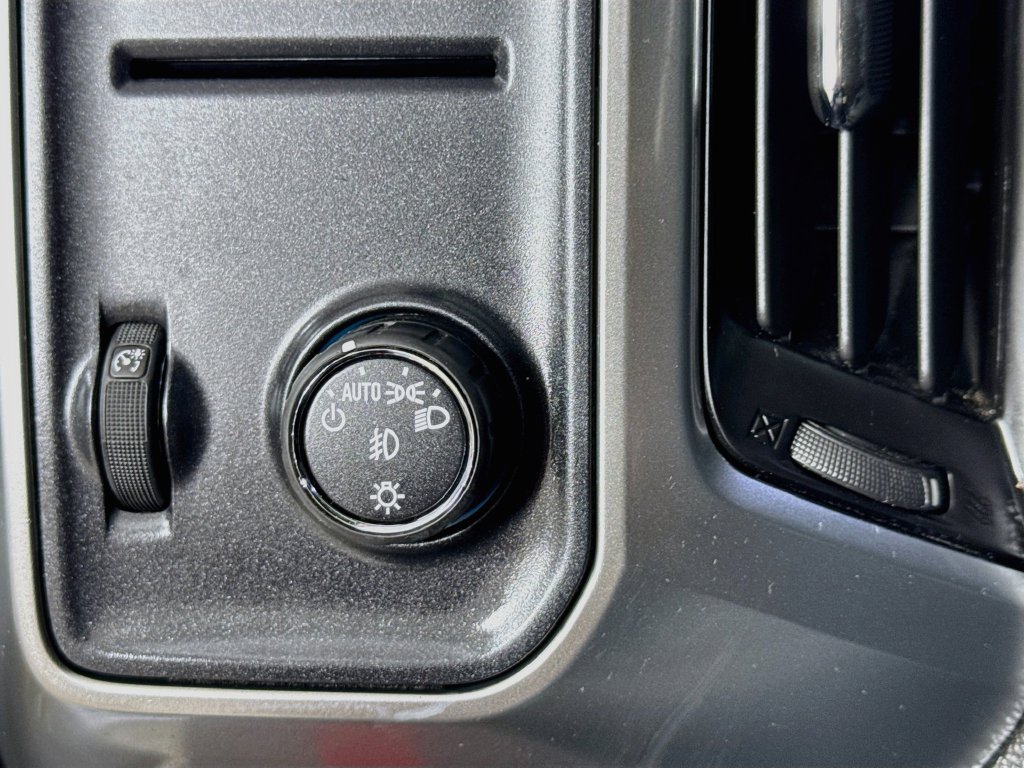 Used 2014 Chevrolet Silverado 1500 LTZ w/ Texas Edition, 1LZ Trim RWD image 15