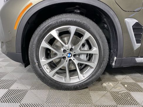 New 2026 BMW X5 xDrive50e w/ Climate Comfort Package image 6