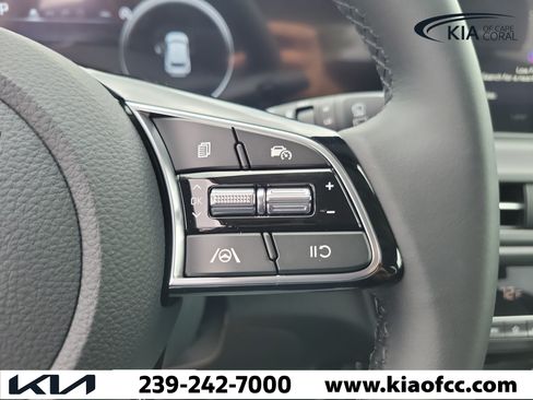 New 2026 Kia Seltos EX FWD image 24