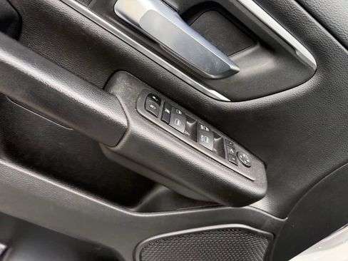 Used 2022 RAM 1500 Big Horn RWD image 6