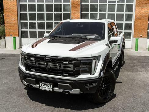 Used 2025 Ford F150 Raptor AWD/4WD image 2