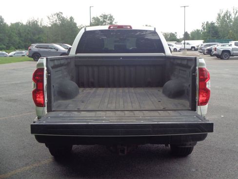 Used 2019 Toyota Tundra SR AWD/4WD image 7