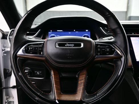 Used 2023 Jeep Grand Cherokee L Summit w/ High Altitude Package AWD/4WD image 28