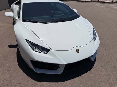 Used 2019 Lamborghini Huracan LP 580-2 RWD image 7