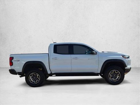 Used 2023 Chevrolet Colorado ZR2 w/ ZR2 Convenience Package III AWD/4WD image 21