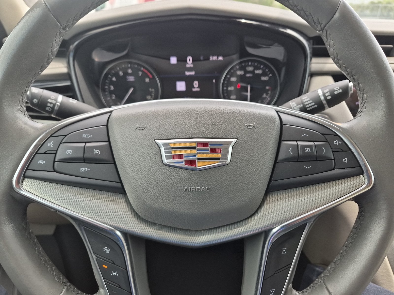 Used 2021 Cadillac XT5 Premium Luxury FWD image 22