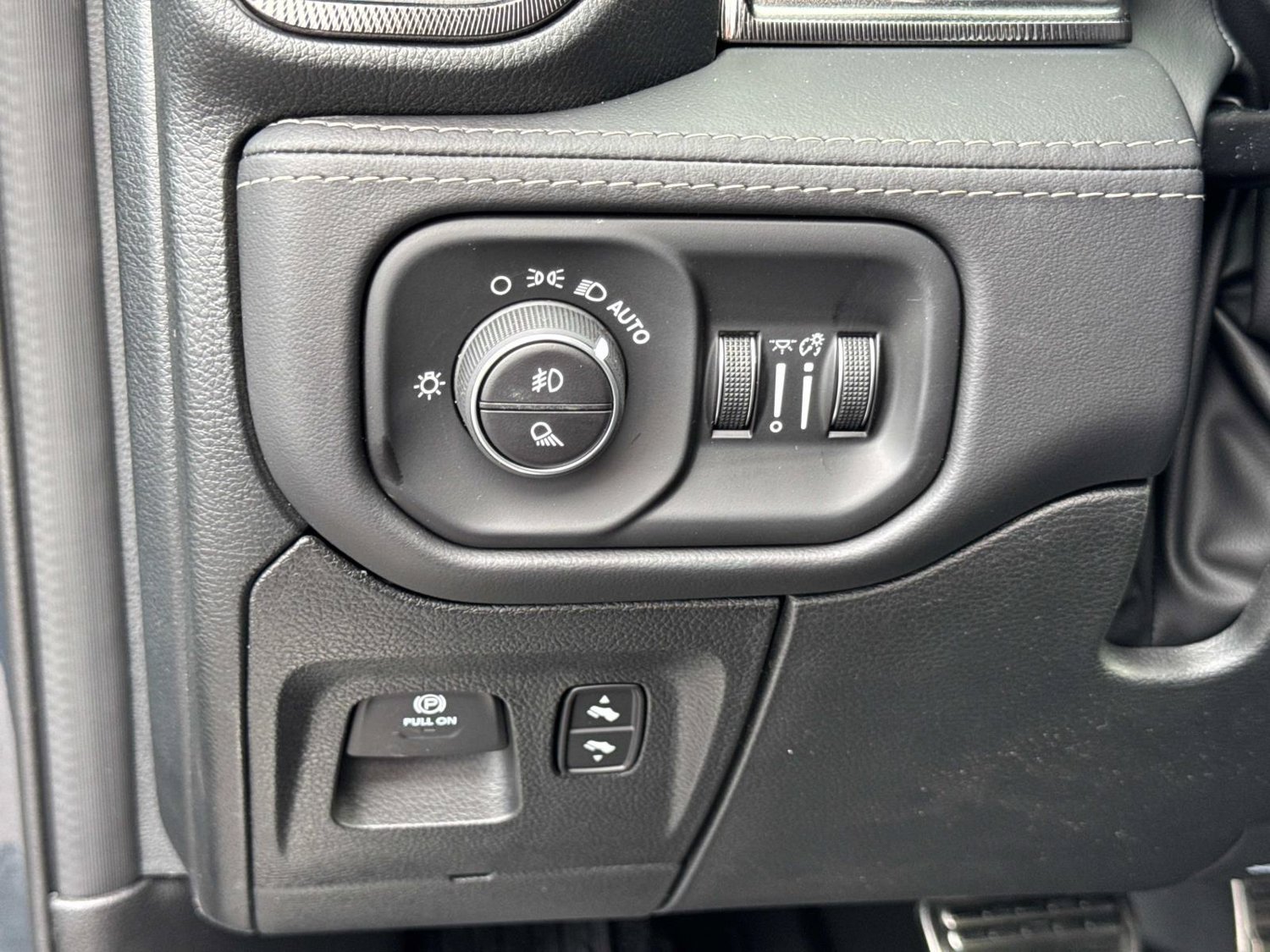 New 2026 RAM 1500 RHO w/ RHO Level 1 Equipment Group AWD/4WD image 31