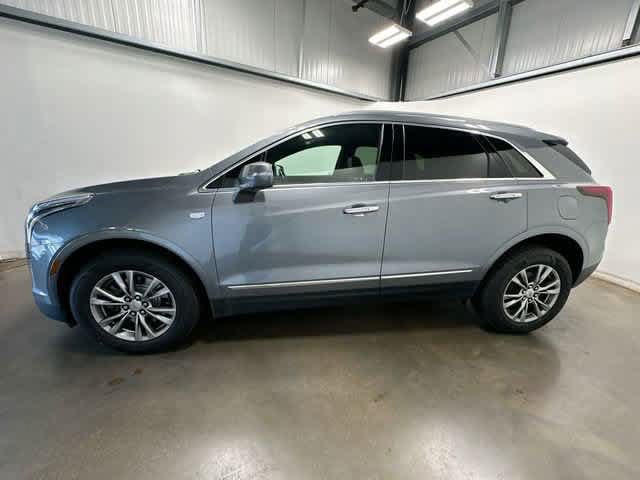 Used 2020 Cadillac XT5 Premium Luxury AWD/4WD image 2