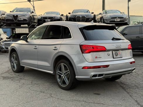 Used 2018 Audi SQ5 Premium Plus w/ Navigation Package image 5