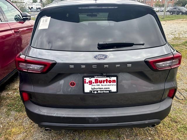 Used 2025 Ford Escape ST-Line FWD image 8