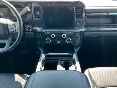 Used 2024 Ford F350 Lariat w/ Black Appearance Package AWD/4WD image 14