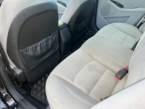 Used 2014 Kia Optima LX image 17